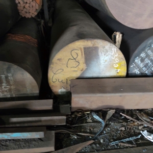 THÉP TRÒN ĐẶC PHI 45 (SRC440)/ THÉP THANH TRÒN D45 40X