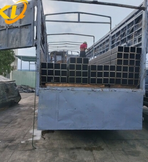 THÉP HỘP ĐEN 100X100X2.5MM